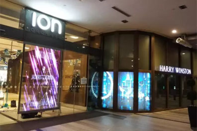 透明led顯示屏 | 壹品光電ION Orchard櫥窗項(xiàng)目