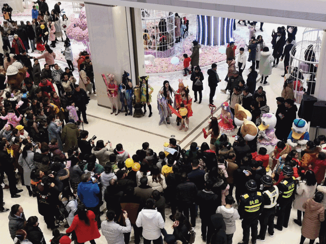 壹品的這面“水晶冰屏”，憑什么改變了這座12萬㎡購物中心的營銷方式